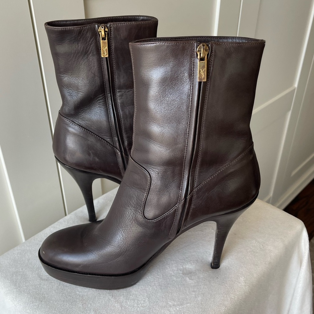 Yves Saint Laurent 8.5/39.5 VINTAGE Brown Leather Ankle Booties Stiletto Heels